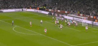 1736290224304033649.gif 阿联13.gif